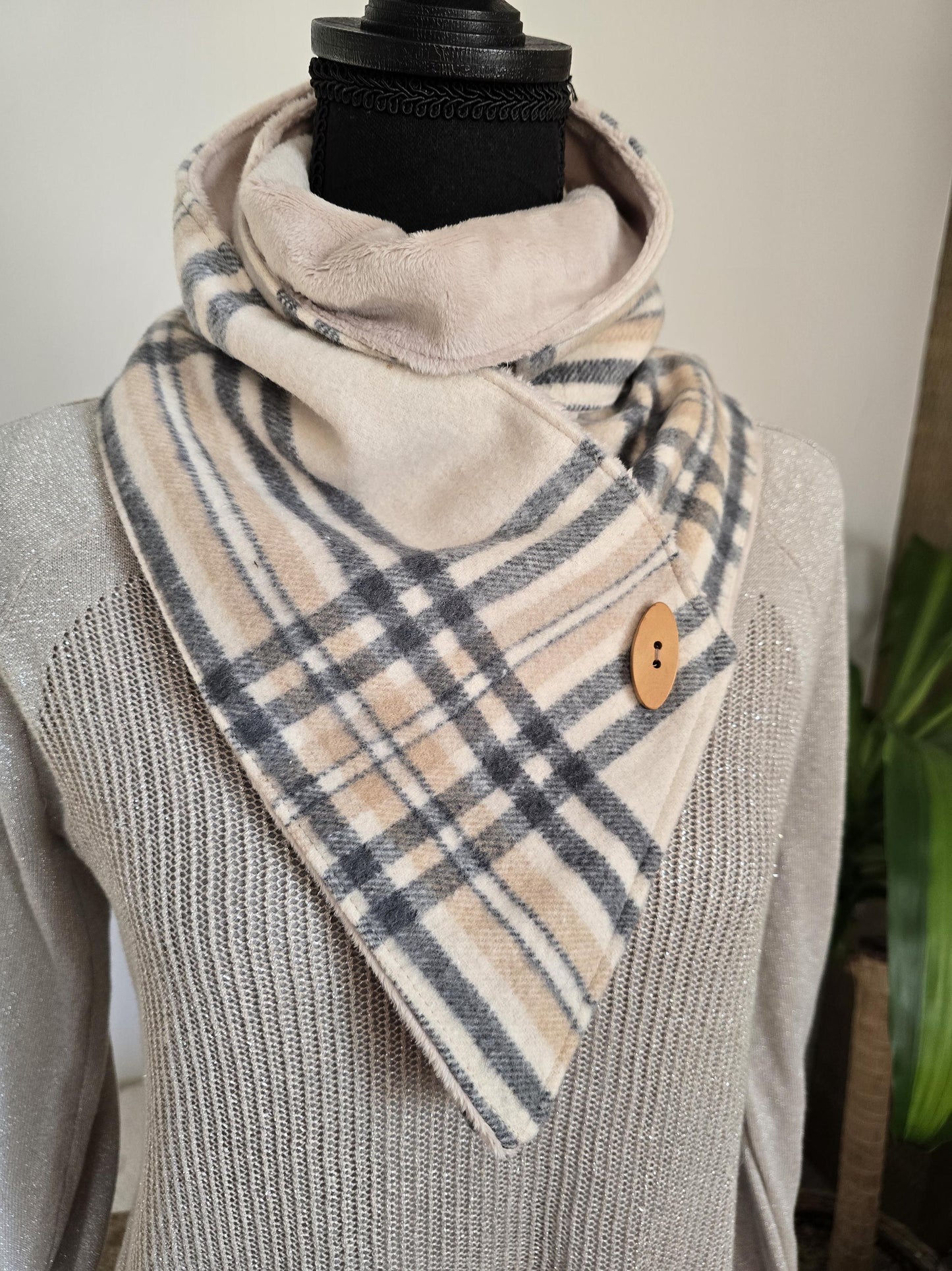 Cream and Charcoal Plaid Wool Snap Scarf