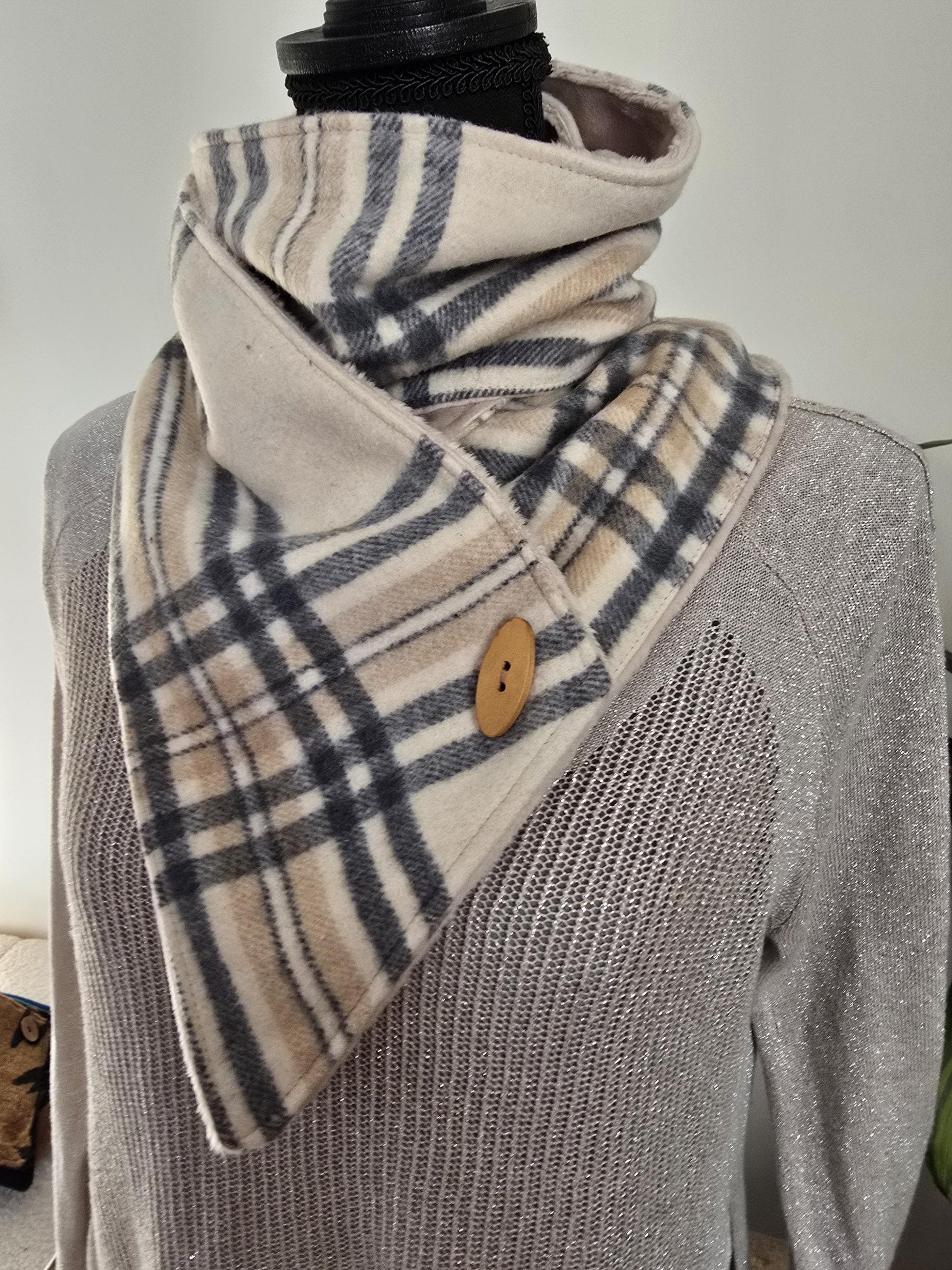 Cream and Charcoal Plaid Wool Snap Scarf