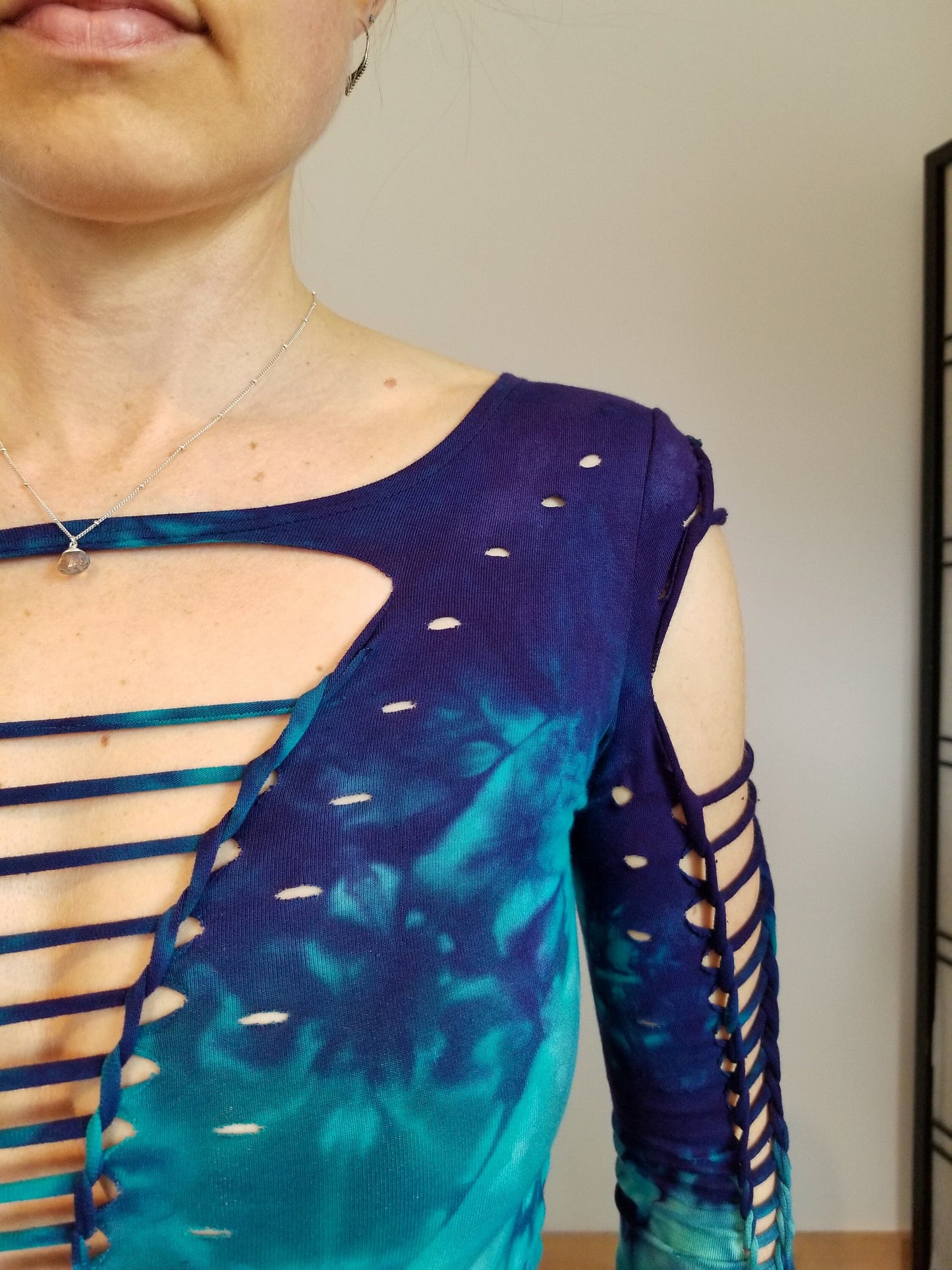 Purple Jade Long Sleeved Crop top Hand dyed Yoga Slit weave Fire hula hoop __etsy:2975169147