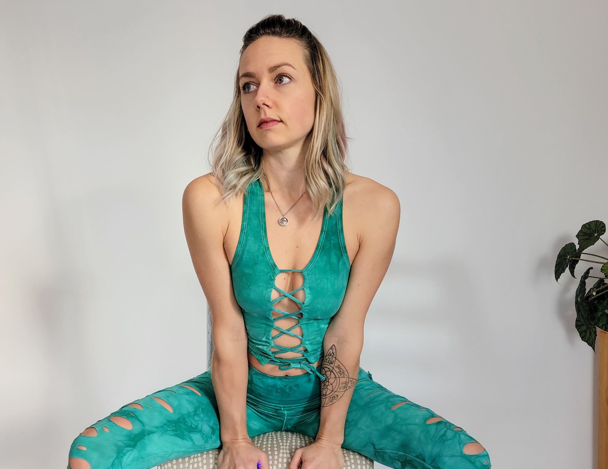 SEA GLASS laced Crop top Hand dyed Yoga Slit weave Fire hula hoop __etsy:3631794589