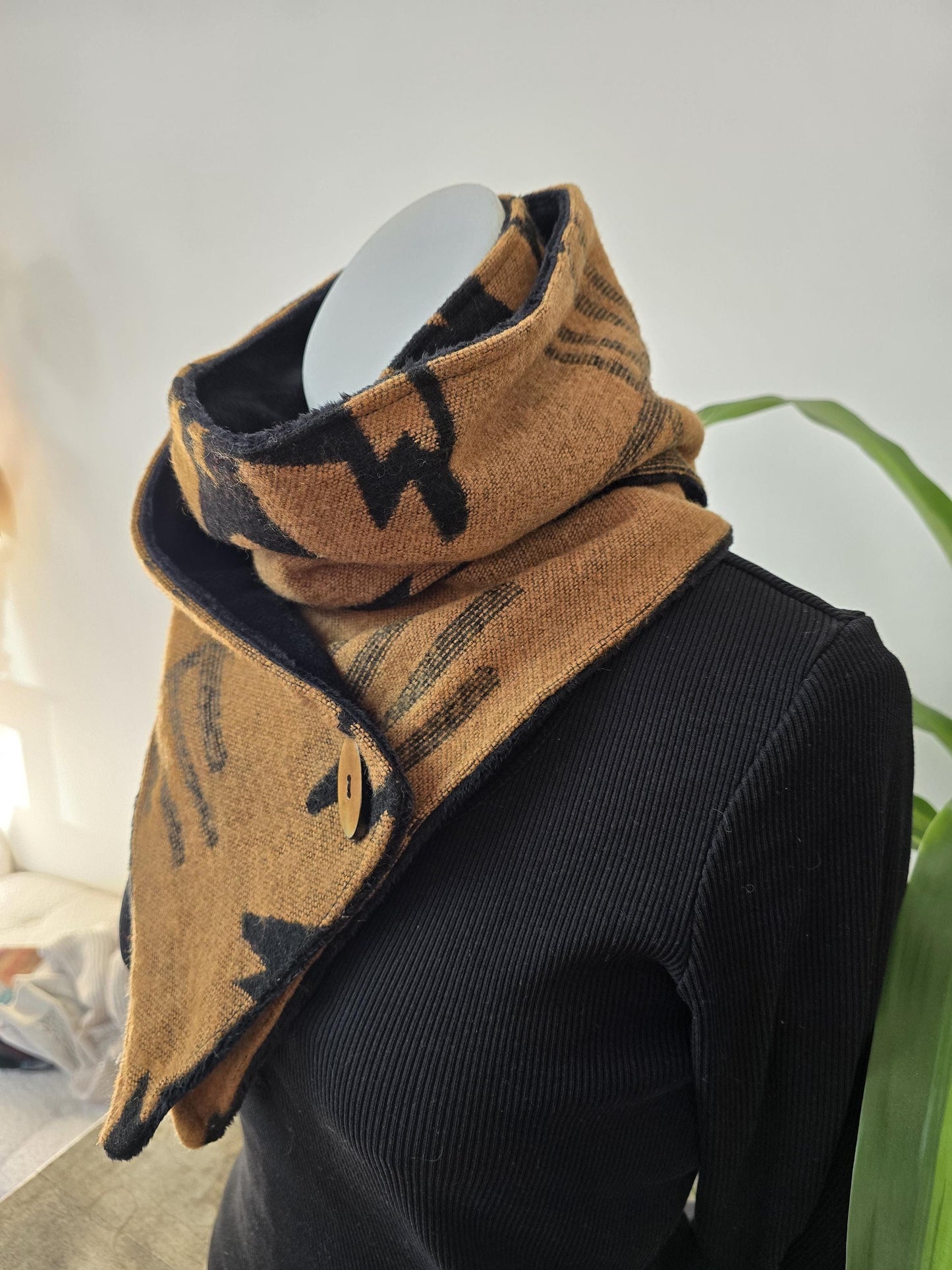 Golden Sand and Black Southwest Adventure Snap Scarf __etsy:7417350256