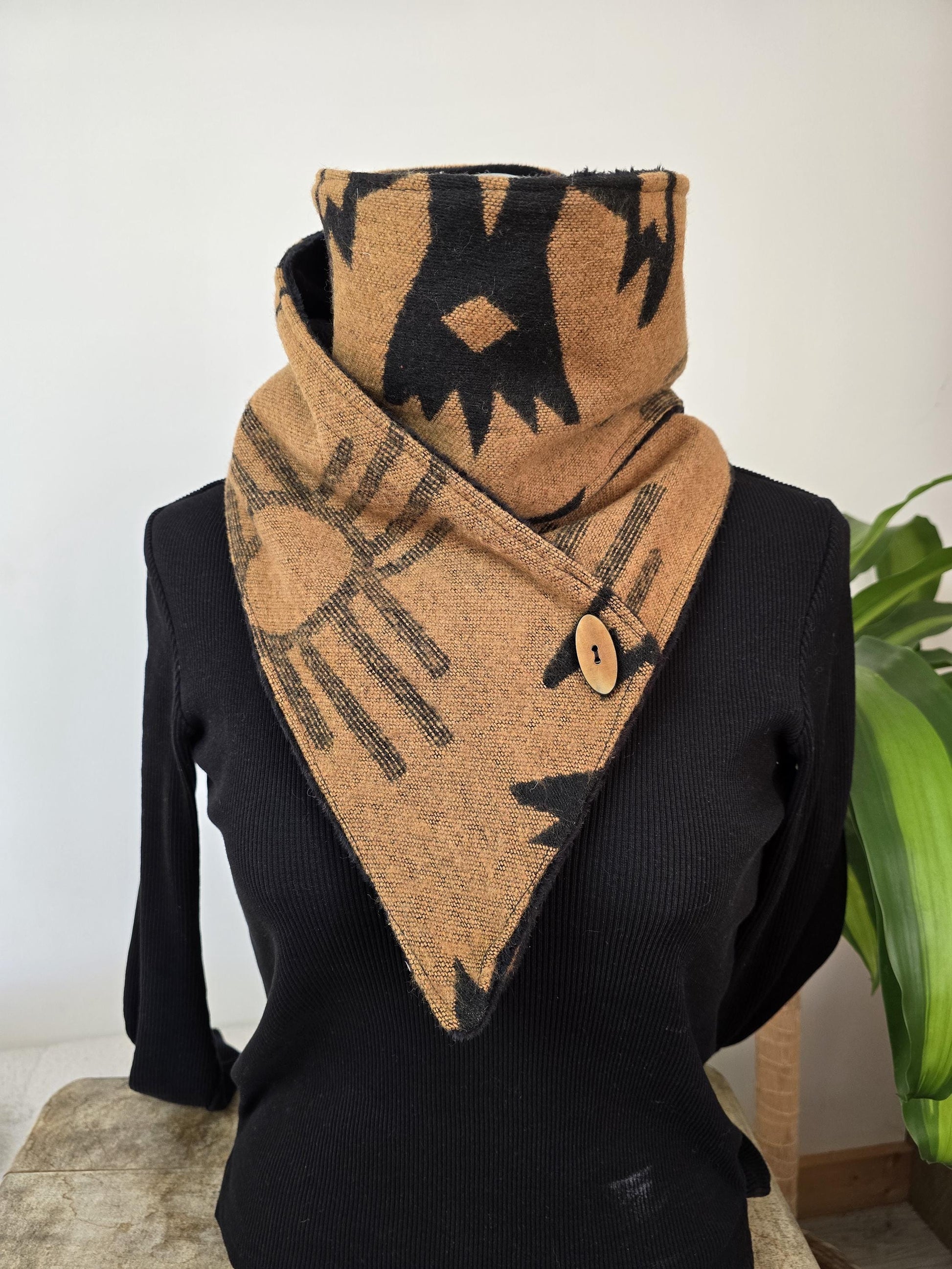 Golden Sand and Black Southwest Adventure Snap Scarf __etsy:7465269441