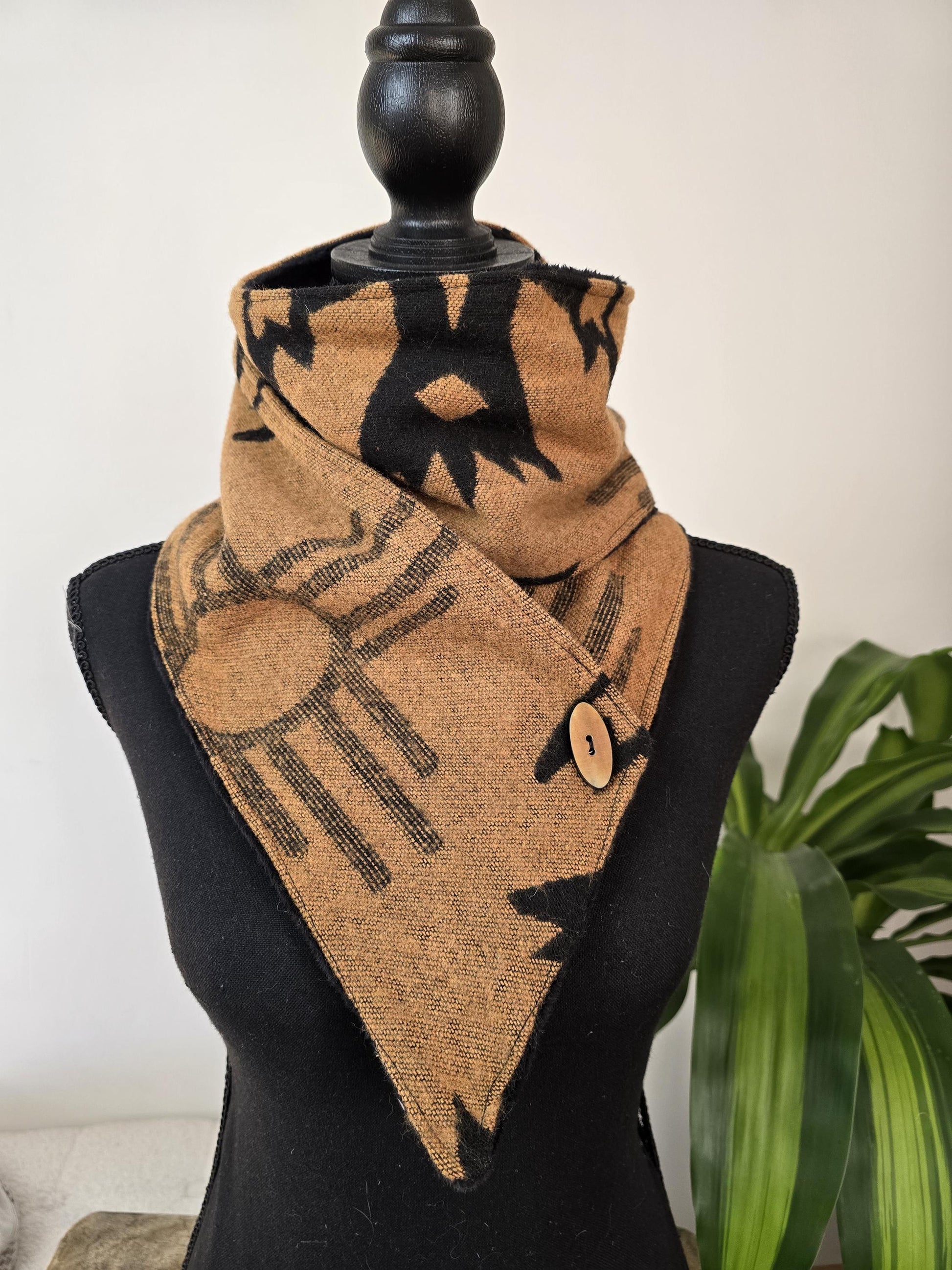 Golden Sand and Black Southwest Adventure Snap Scarf __etsy:7465269651