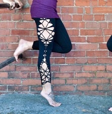 Braided Yoga Leggings HOURGLASS